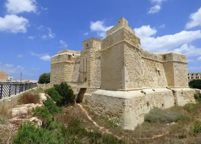 Apartament Ramzam - Spacious & Modern 3 Bedroom With Roof Terrace Marsaskala