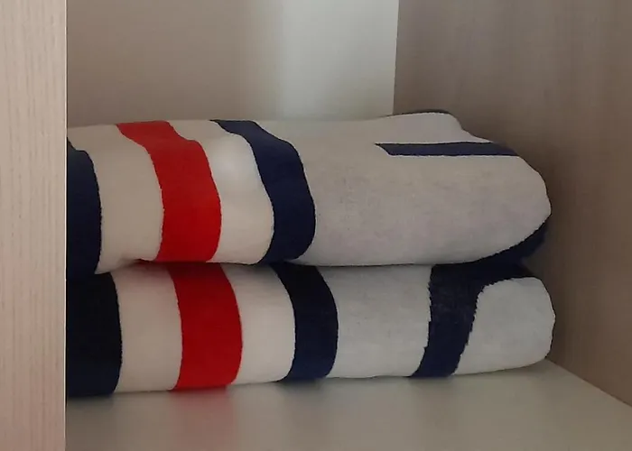 Ramzam - Spacious & Modern 3 Bedroom With Roof Terrace Apartament Marsaskala