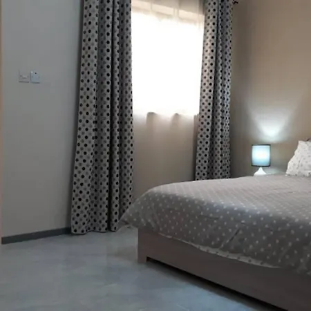 Ramzam - Spacious & Modern 3 Bedroom With Roof Terrace